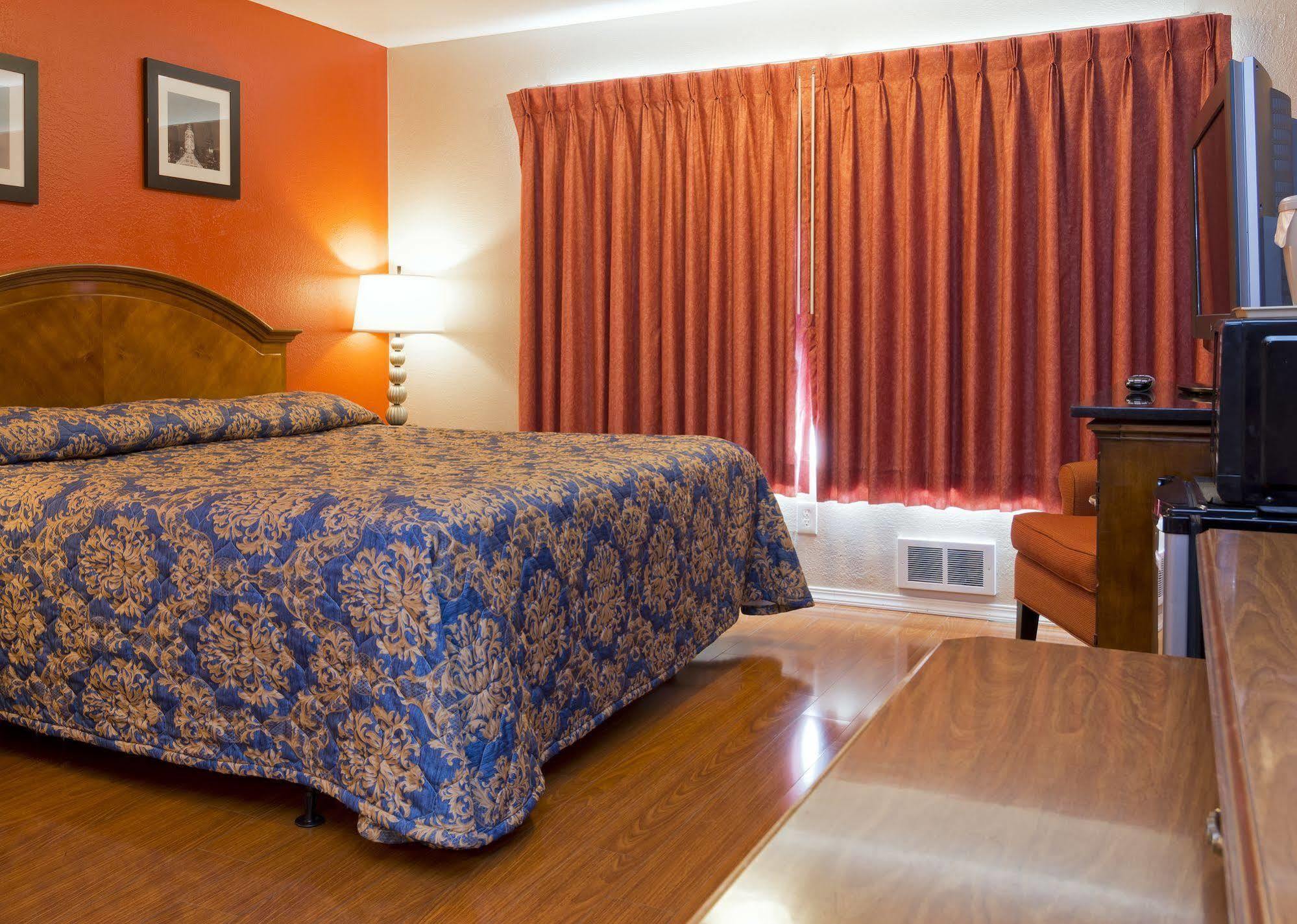 Flagstone Motel Порт-Анджелес Экстерьер фото