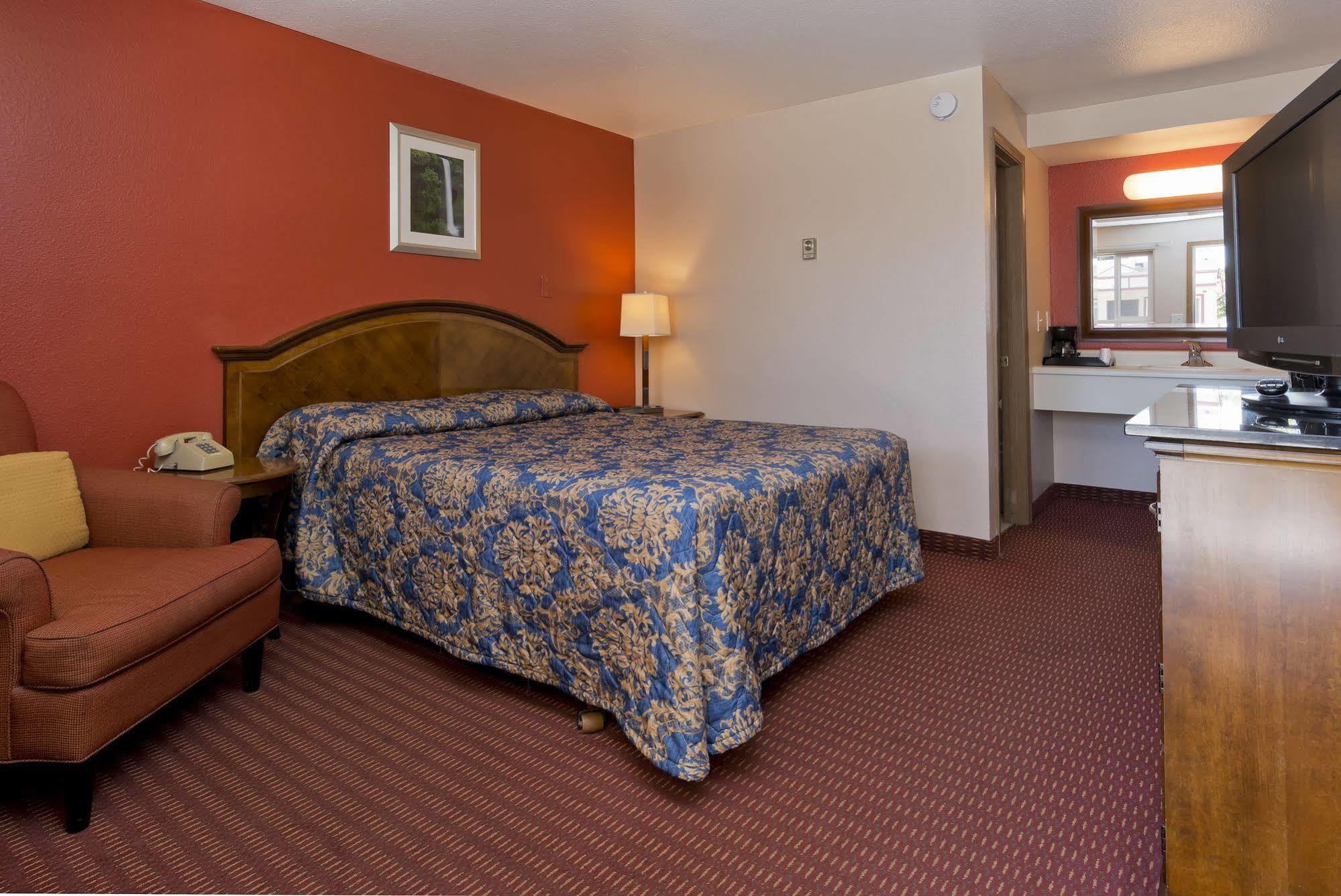 Flagstone Motel Порт-Анджелес Экстерьер фото